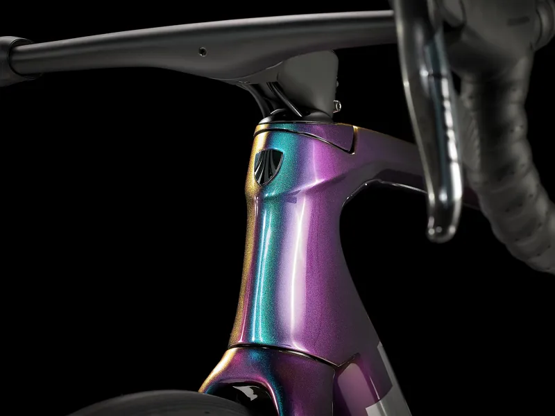 2022 Trek Émonda SLR 9 eTap Road Bike Amethyst-3